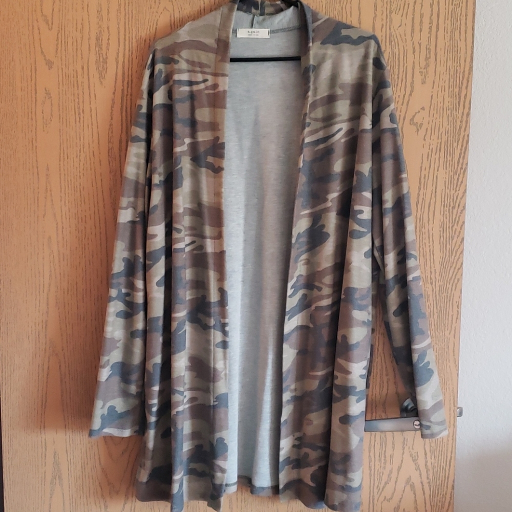 3xl long sleeve camo cardigan